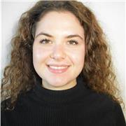 Ragazza universitaria di 20 anni offre lezioni private d'inglese